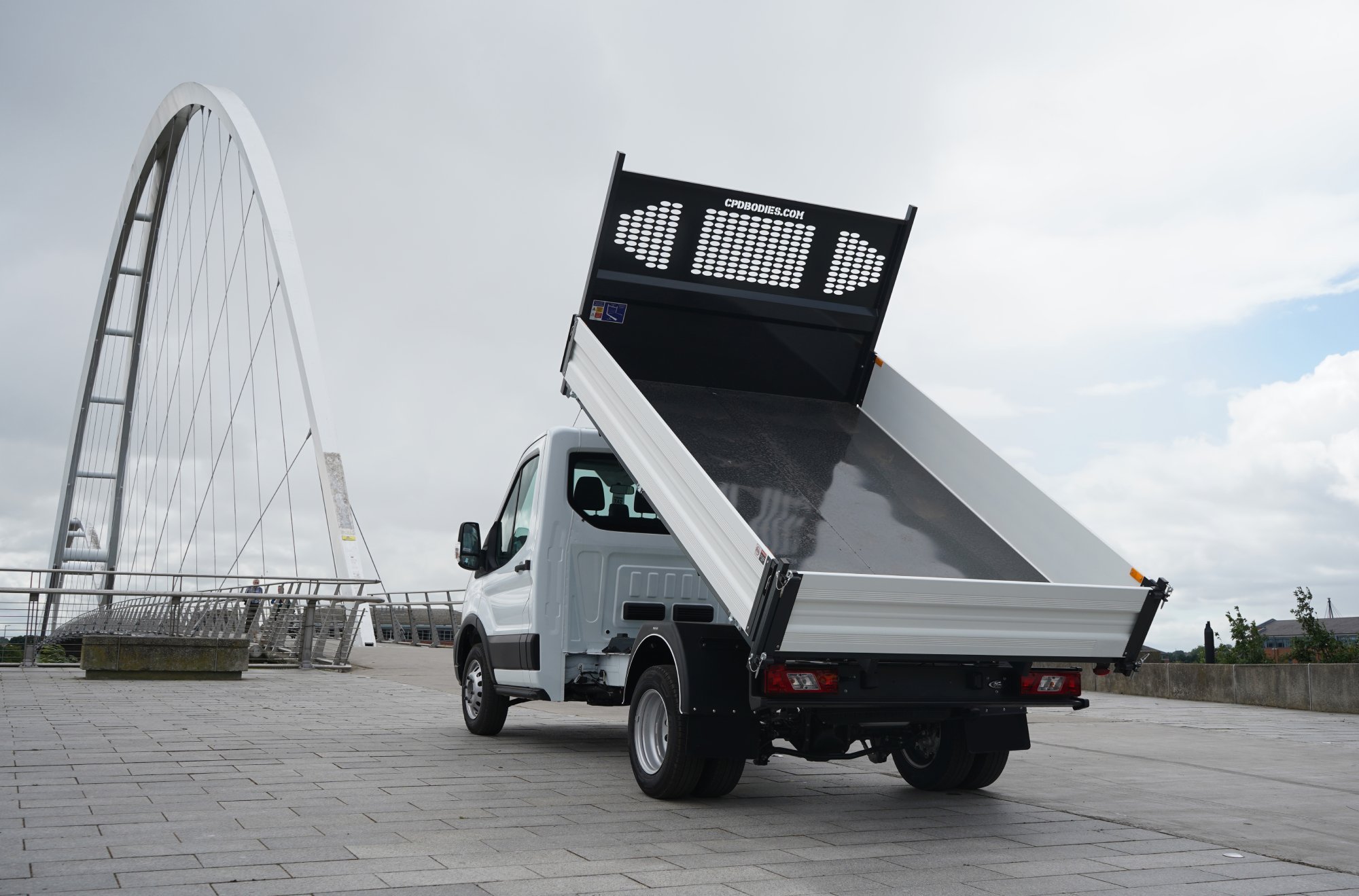 Ford-Tipper-1